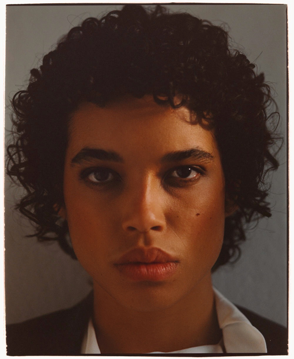 Bon Magazine     
